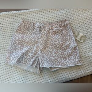 NWT Altar’d State Pink & Ivory Leopard Denim Shorts Size M